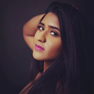 Meet your Posher, Shahla